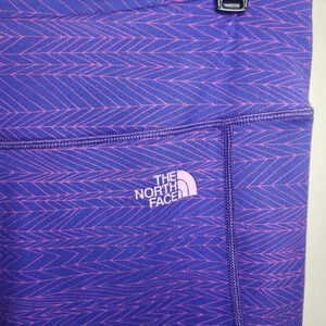 The North Face women’s Cropped Leggings Sz Large Flash Dry wide waistband EUC.